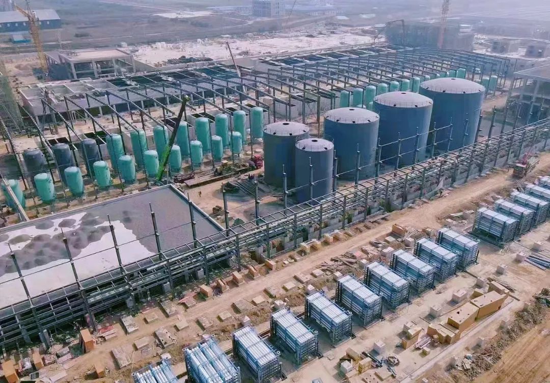 设备进。±献佑星甽zyq88高盐水零排放分盐技术助力国内最大工业园区污水处置项目实现废水资源化
